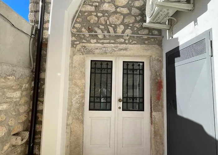 Semesterbostad Arcaroli Borgo Vico 